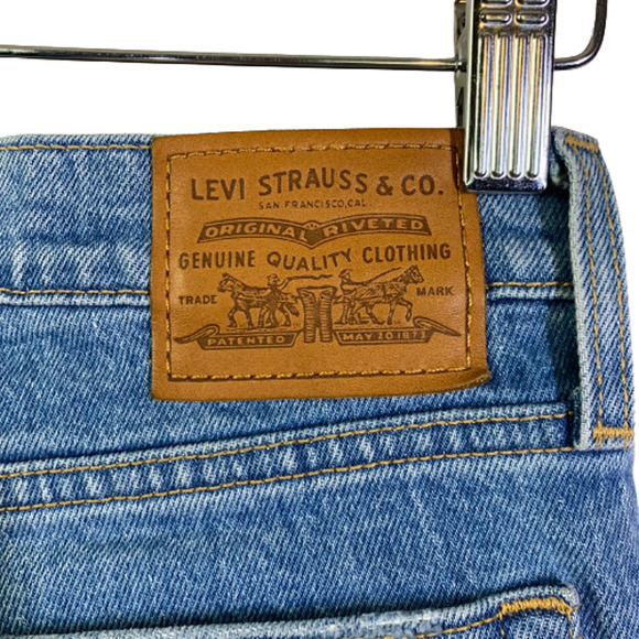LEVI'S Denim High Rise Wedgie Straight Leg Jeans - Picture 10 of 15